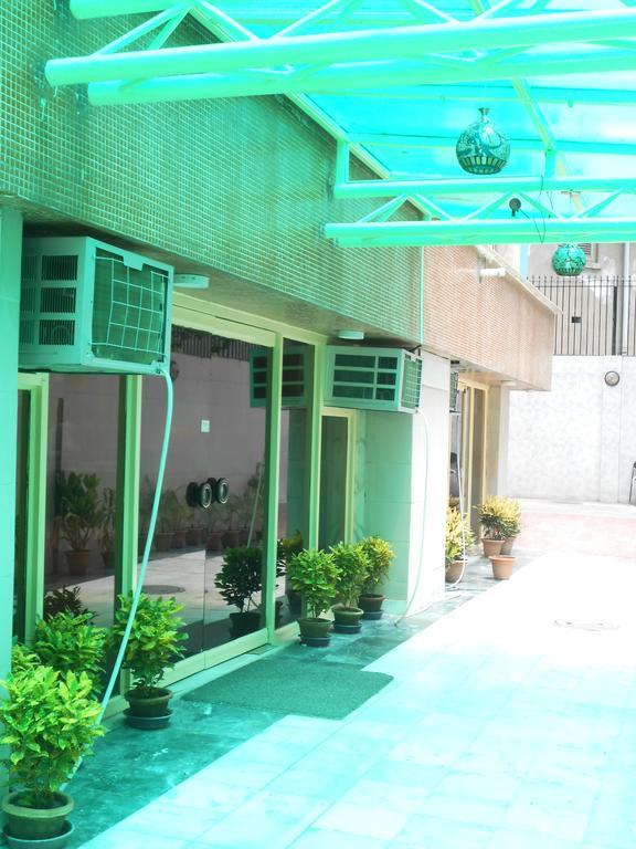 Hotel Akash Deep Calcutta Buitenkant foto